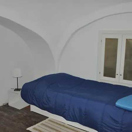 I Tre Cavalieri A Chiaia